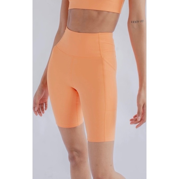 girlfriend collective Pants - Girlfriend Collective High Rise Bike Short Horizon